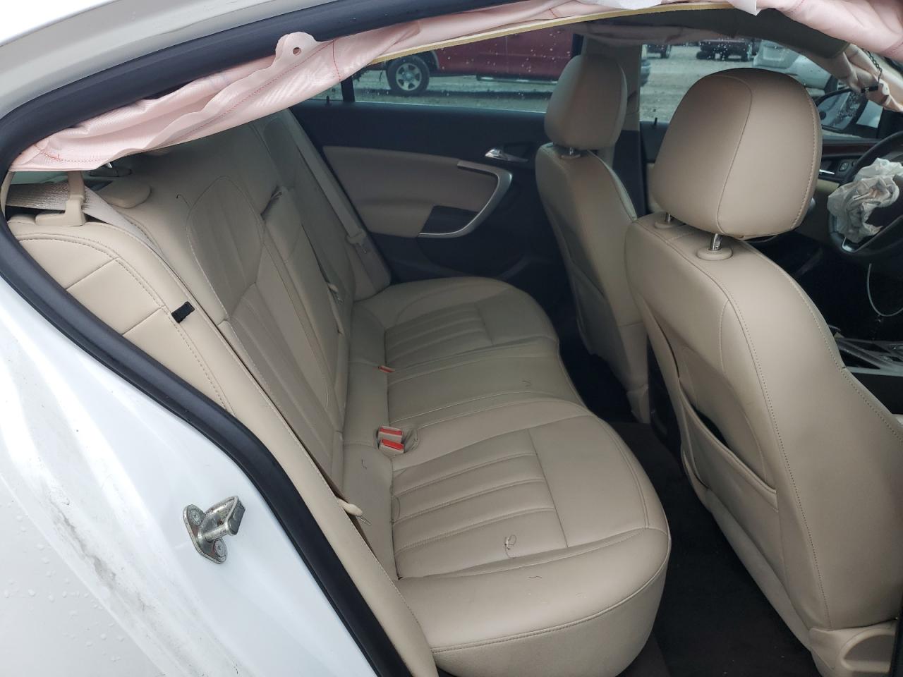 Buick Regal Premium Image 8