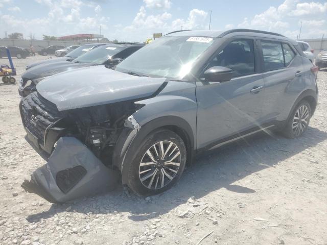  Salvage Nissan Kicks