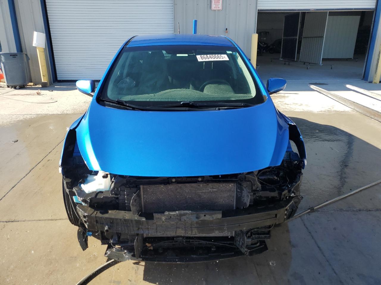 Hyundai ELANTRA Image 8