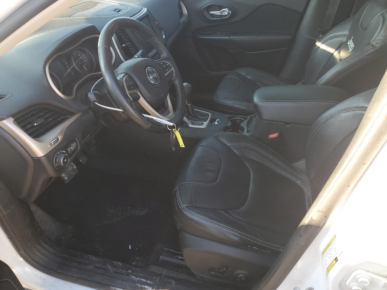 Jeep Grand Cherokee Latitude Image 5