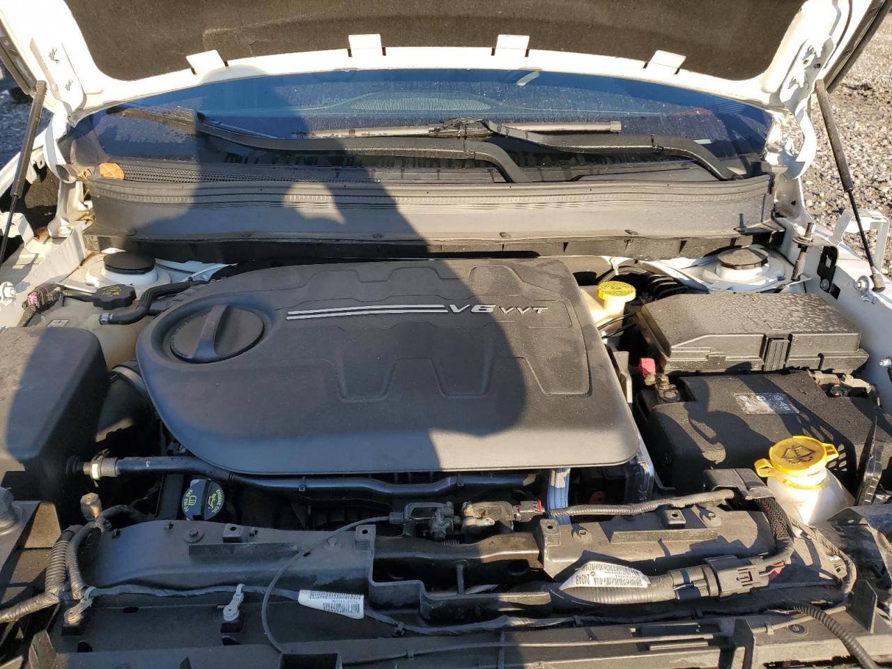 Jeep Grand Cherokee Latitude Image 8