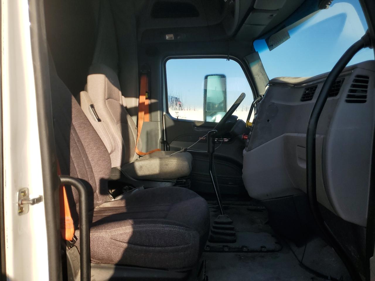 Peterbilt Tractor 579 Image 3