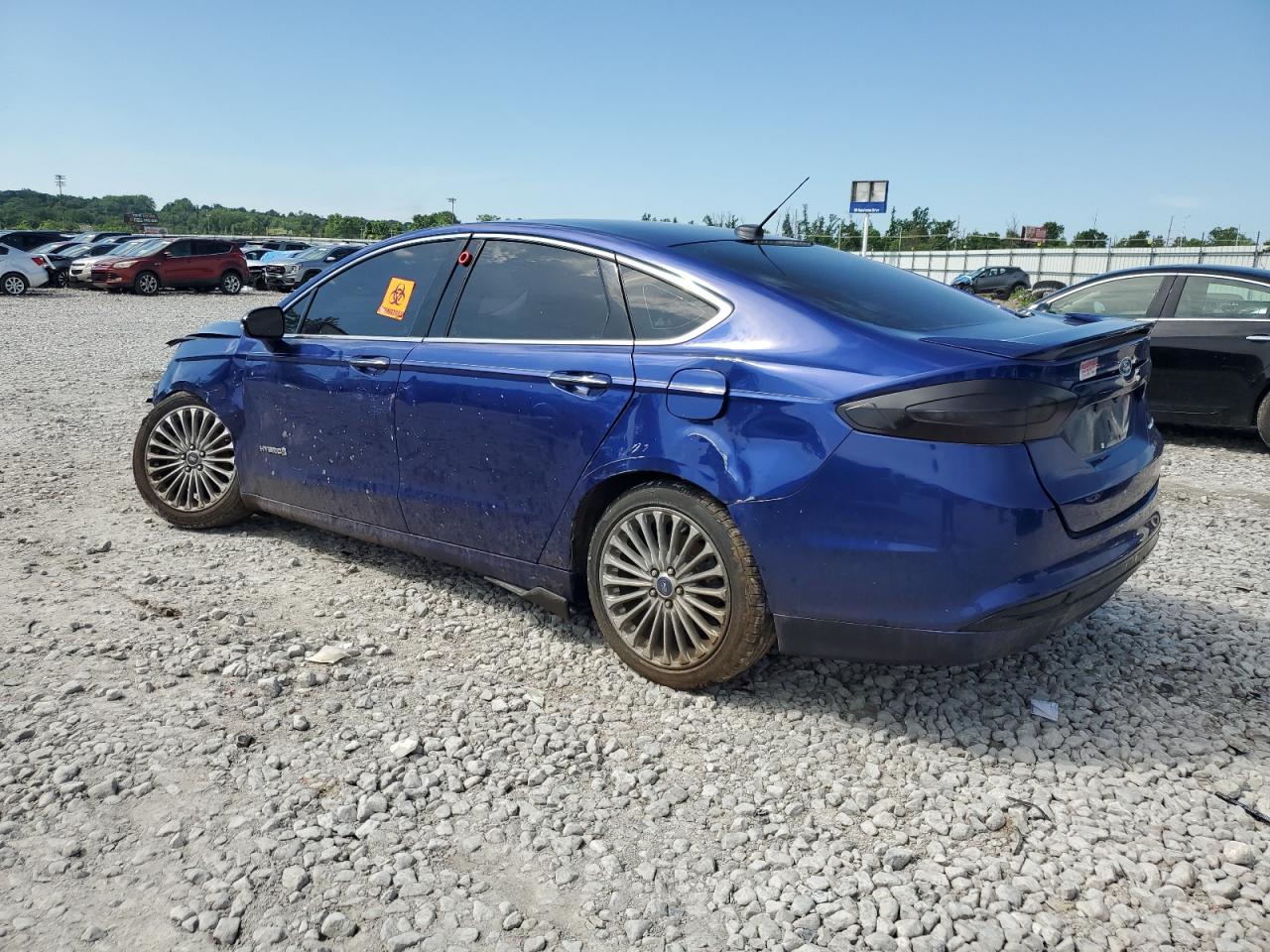 Ford Fusion Titanium Hev Image 13