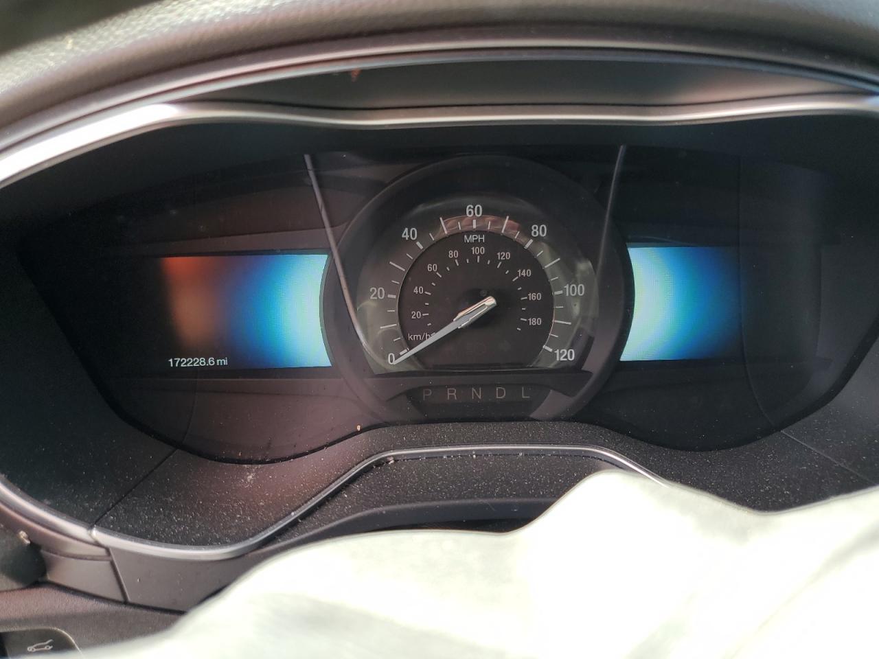 Ford Fusion Titanium Hev Image 8