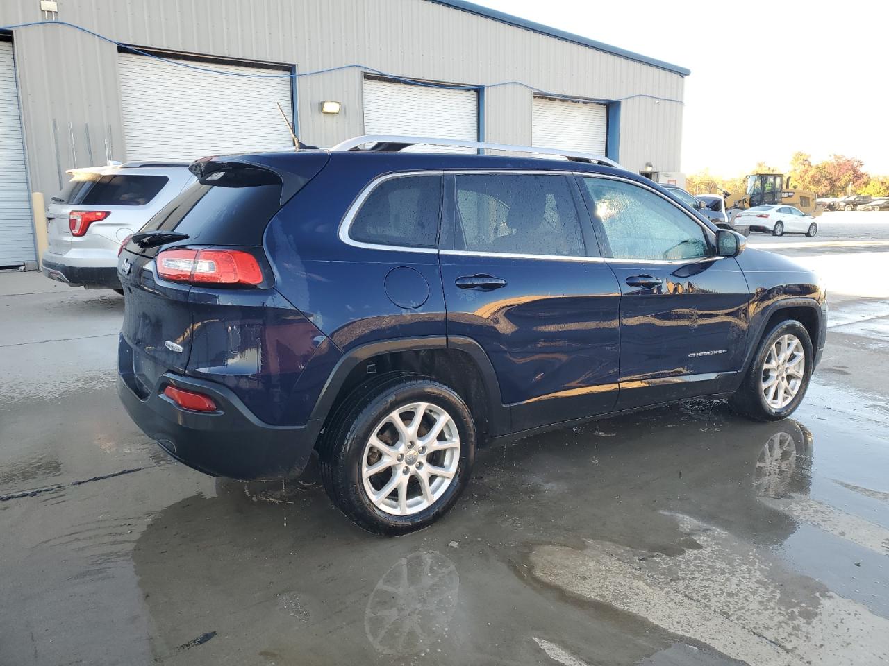 Jeep Grand Cherokee Latitude Image 11