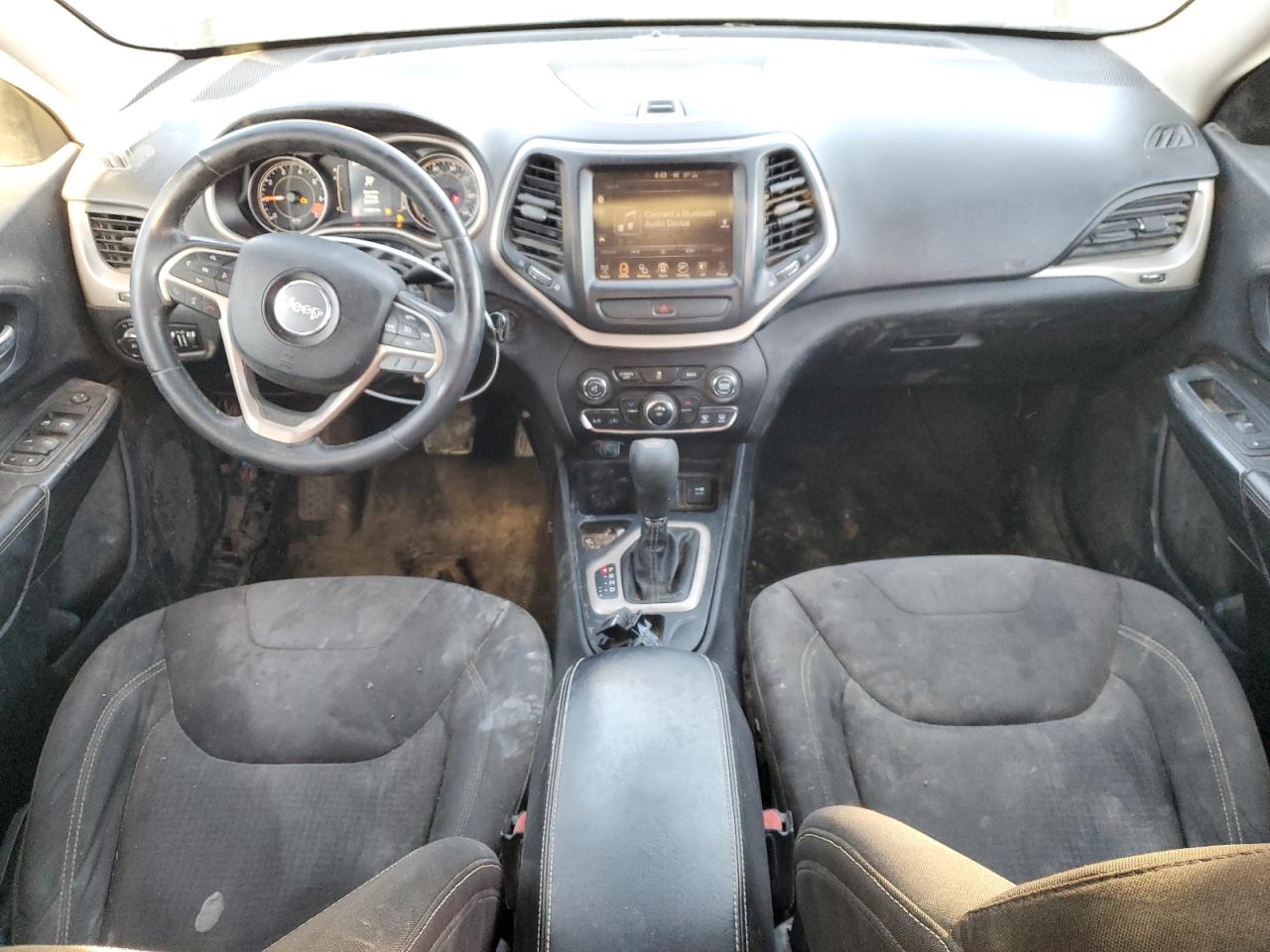 Jeep Grand Cherokee Latitude Image 8