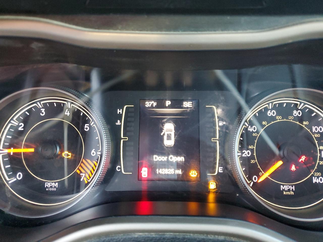 Jeep Grand Cherokee Latitude Image 3