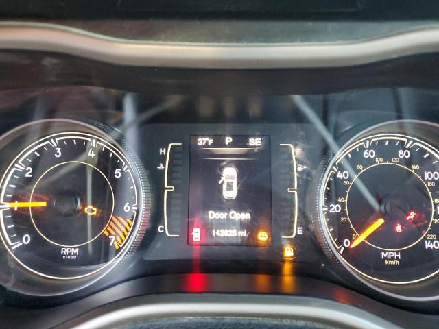 Jeep Grand Cherokee Latitude Image 3