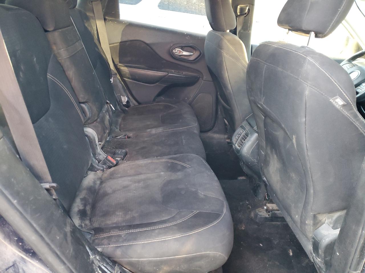 Jeep Grand Cherokee Latitude Image 4