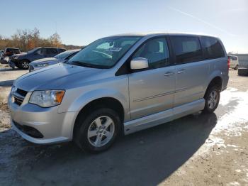  Salvage Dodge Caravan