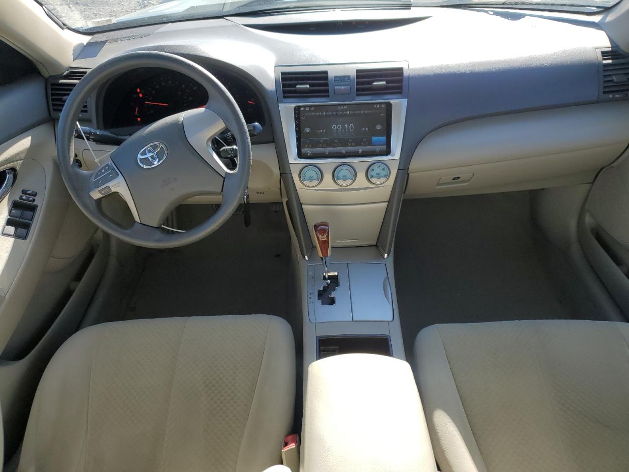 Toyota Camry Ce Image 5