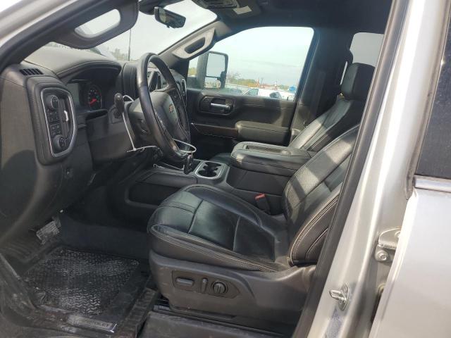 Chevrolet Silverado K2500 High Coun K2500 High Country Image 4