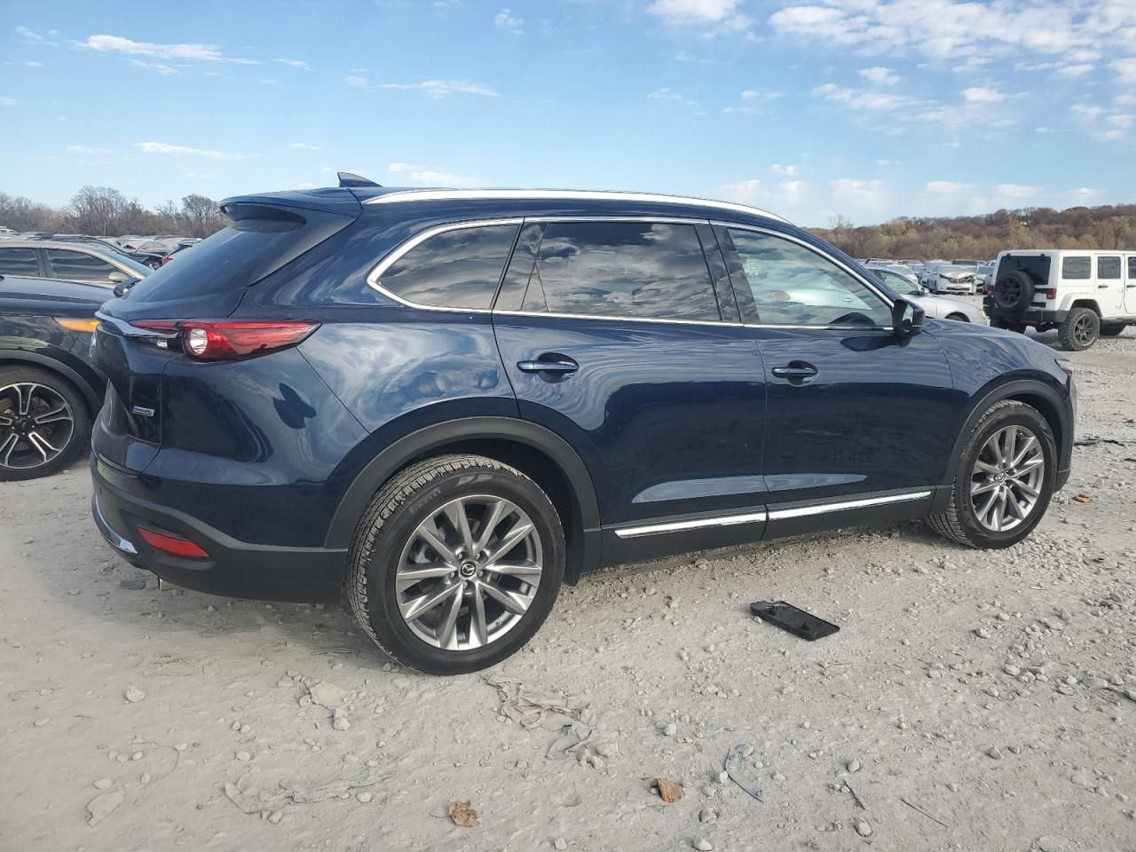 Mazda Cx Grand Touring Image 2