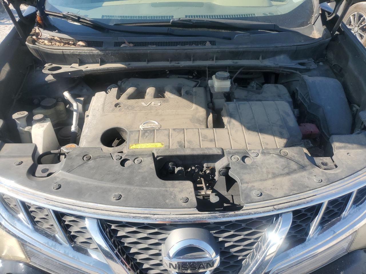 Nissan Murano S Image 8