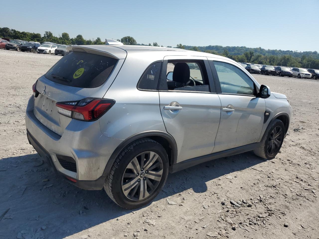 Mitsubishi Outlander Es Image 4