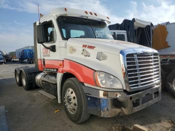  Salvage Freightliner Cascadia 1