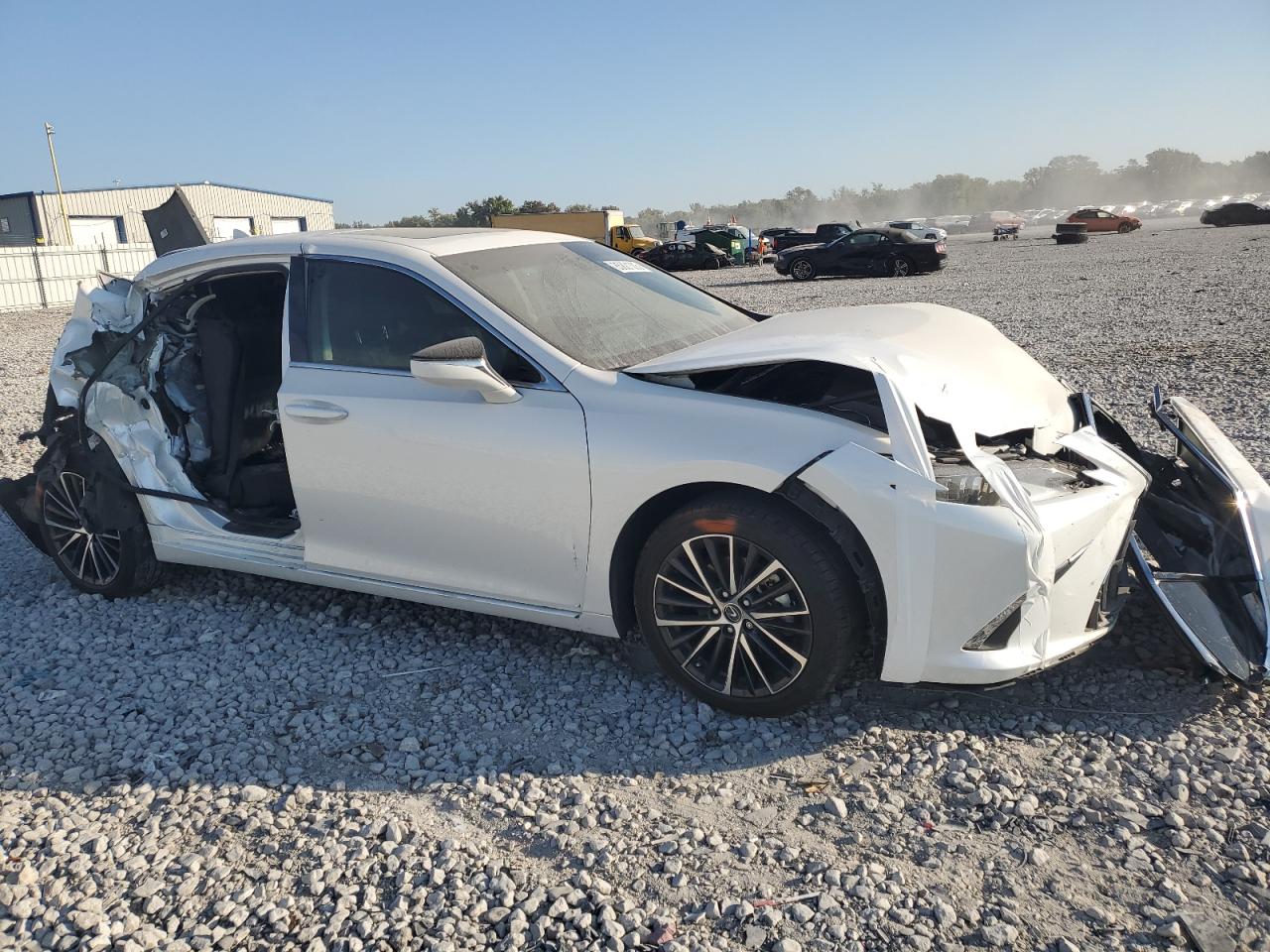 Lexus Es 350 Base Image 3