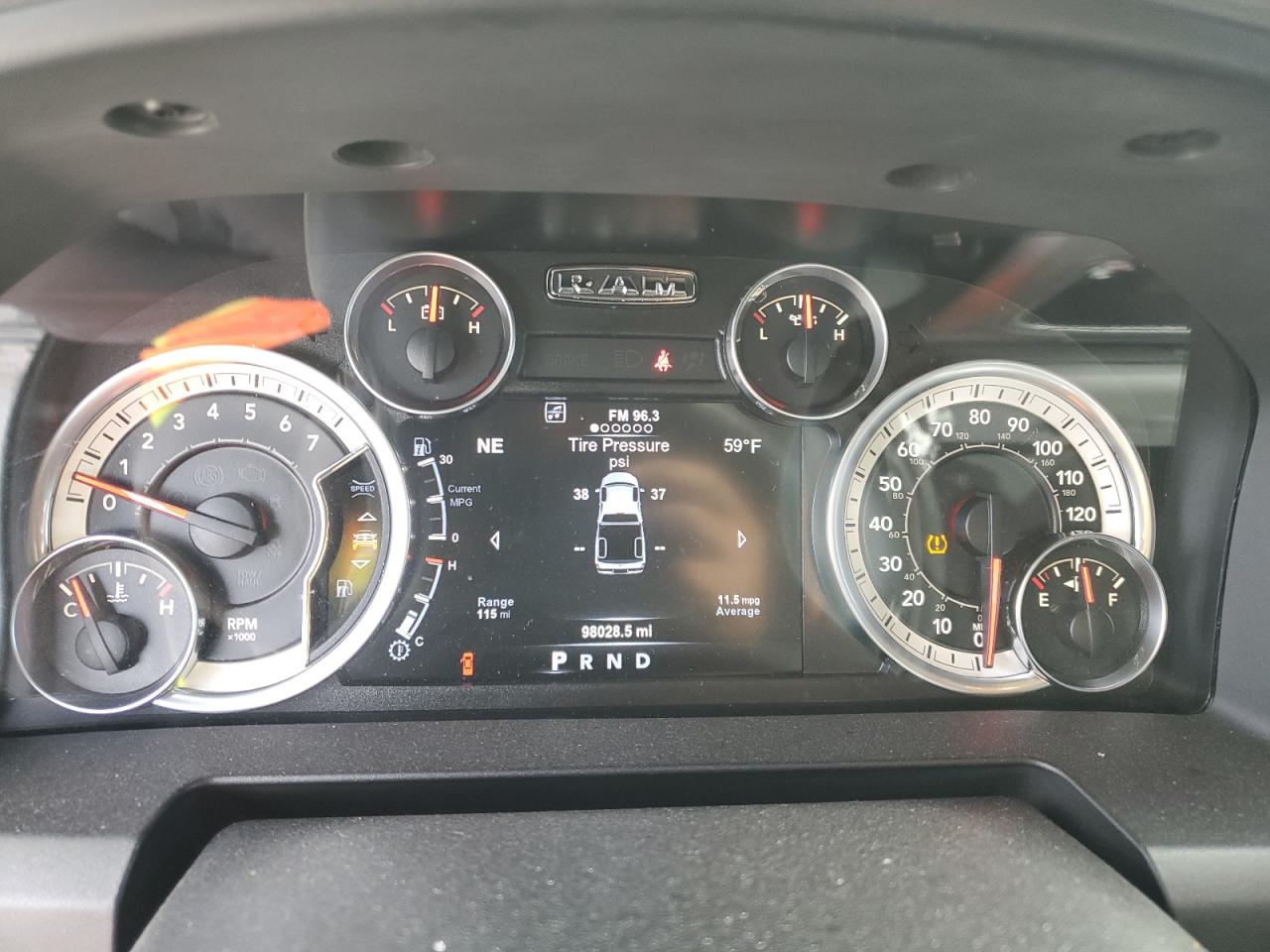 Ram 1500 Slt Image 3