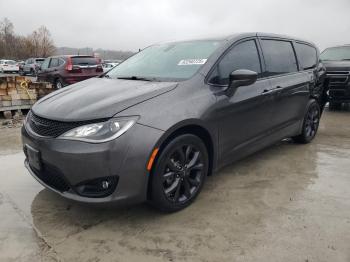  Salvage Chrysler Pacifica