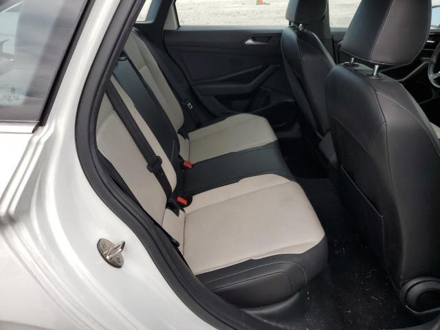 Volkswagen Jetta S Image 4