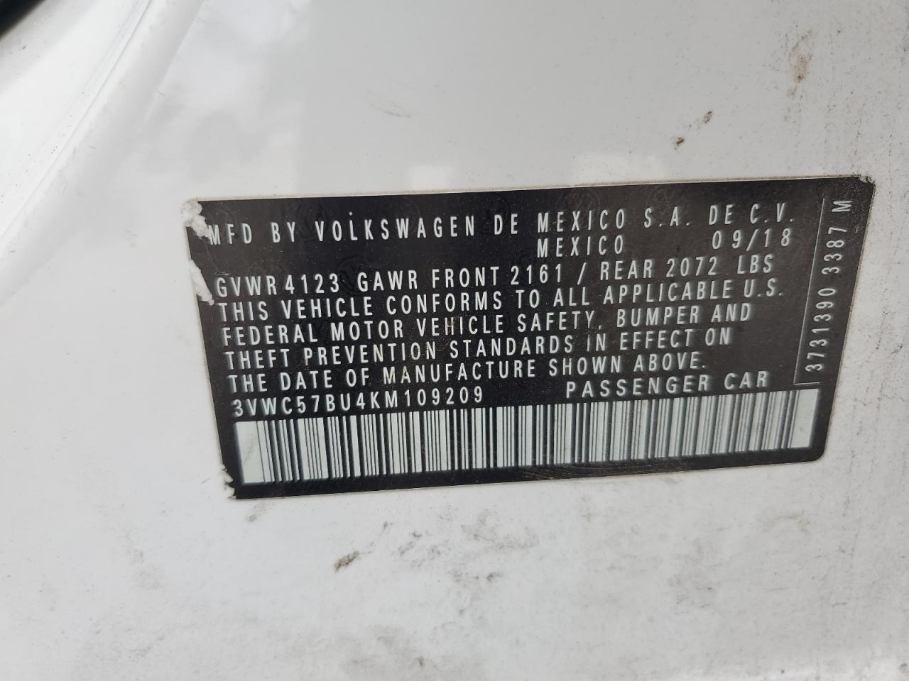 Volkswagen Jetta S Image 9