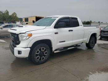 Salvage Toyota Tundra