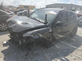  Salvage Alfa Romeo Stelvio