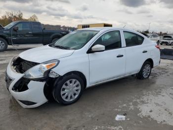  Salvage Nissan Versa