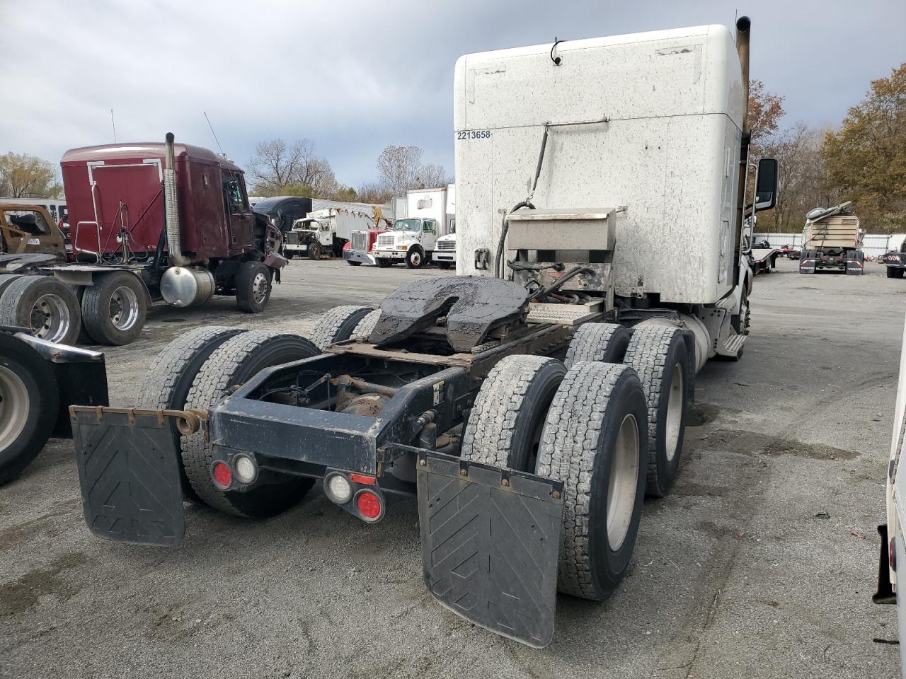 Peterbilt Tractor 579 Image 6