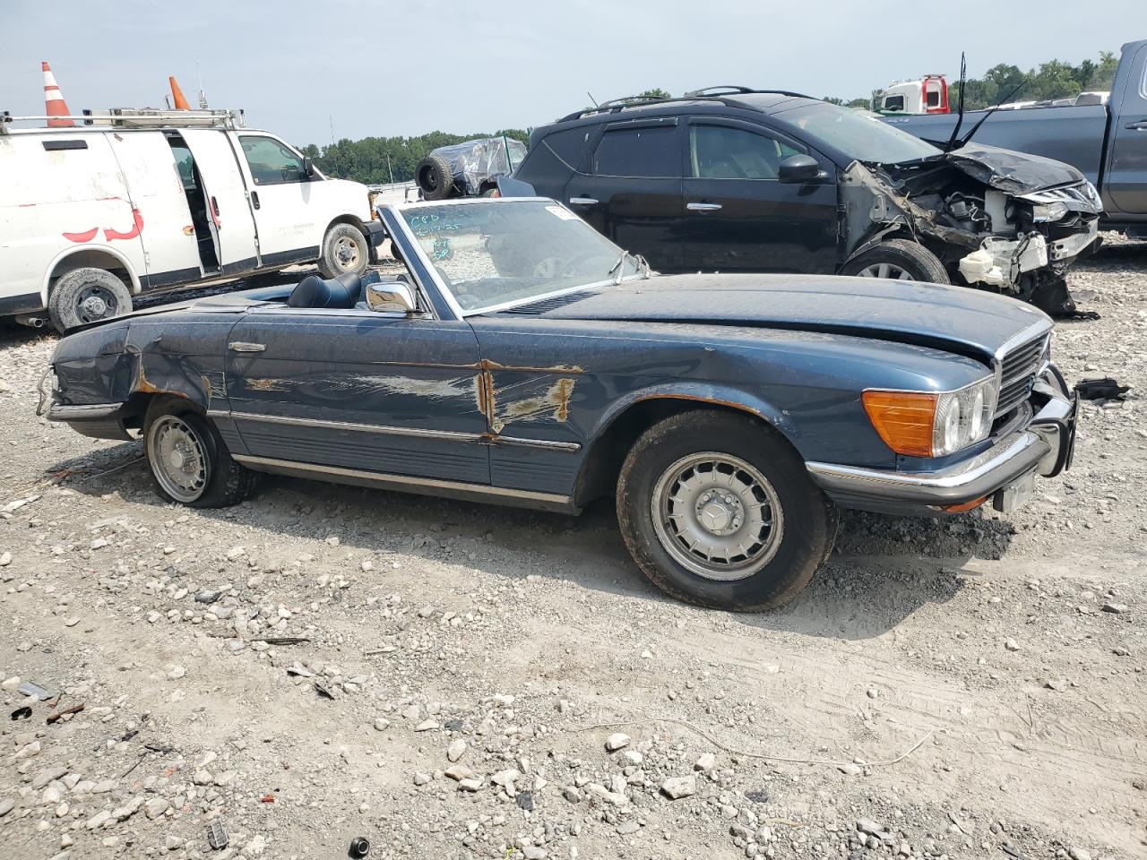 Mercedes-Benz S-Class Image 2