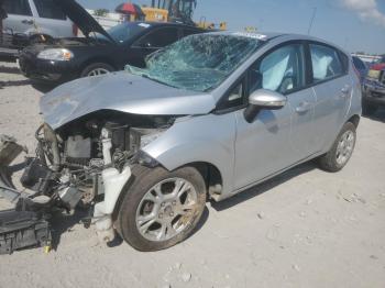  Salvage Ford Fiesta