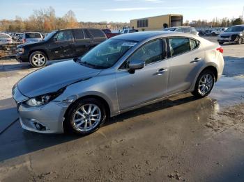  Salvage Mazda 3