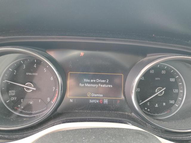 Buick Encore Essence Image 11