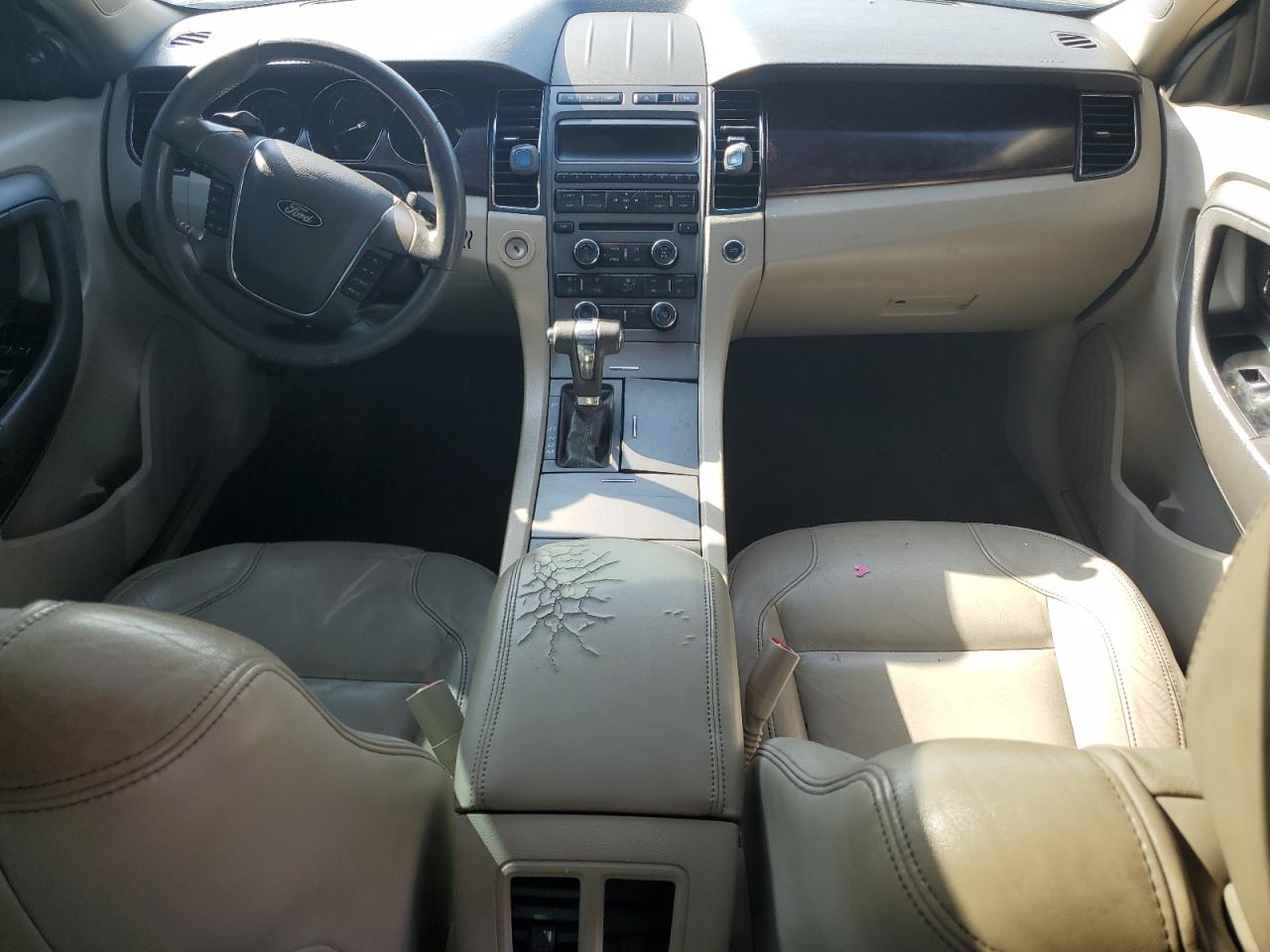 Ford Taurus Sel Image 4