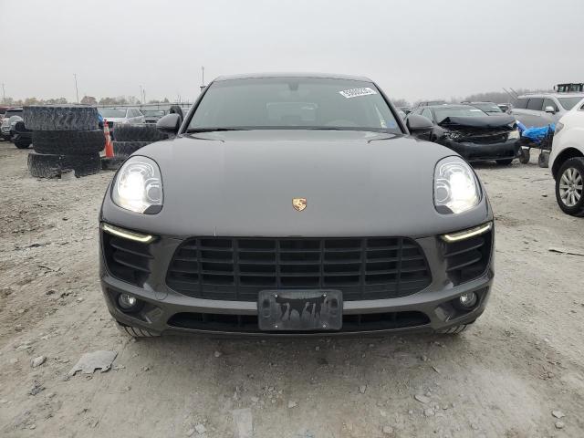 Porsche Macan S Image 4