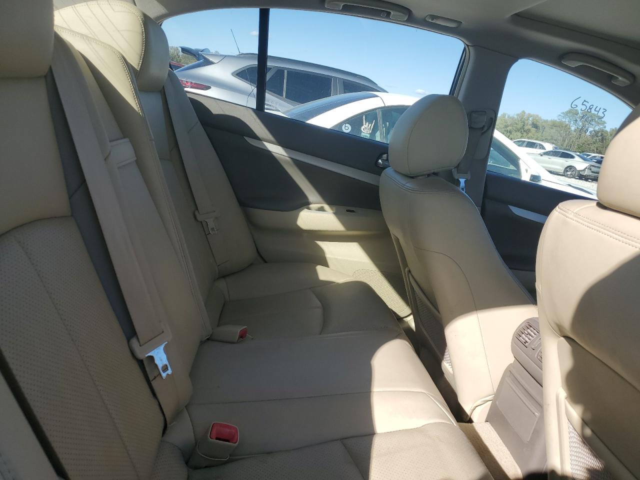 INFINITI G35 Image 9