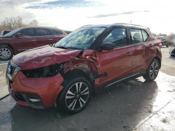  Salvage Nissan Kicks