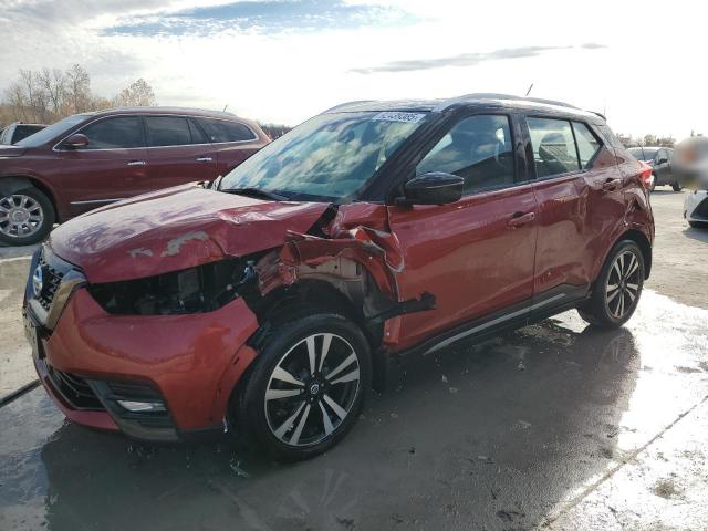 Salvage Nissan Kicks