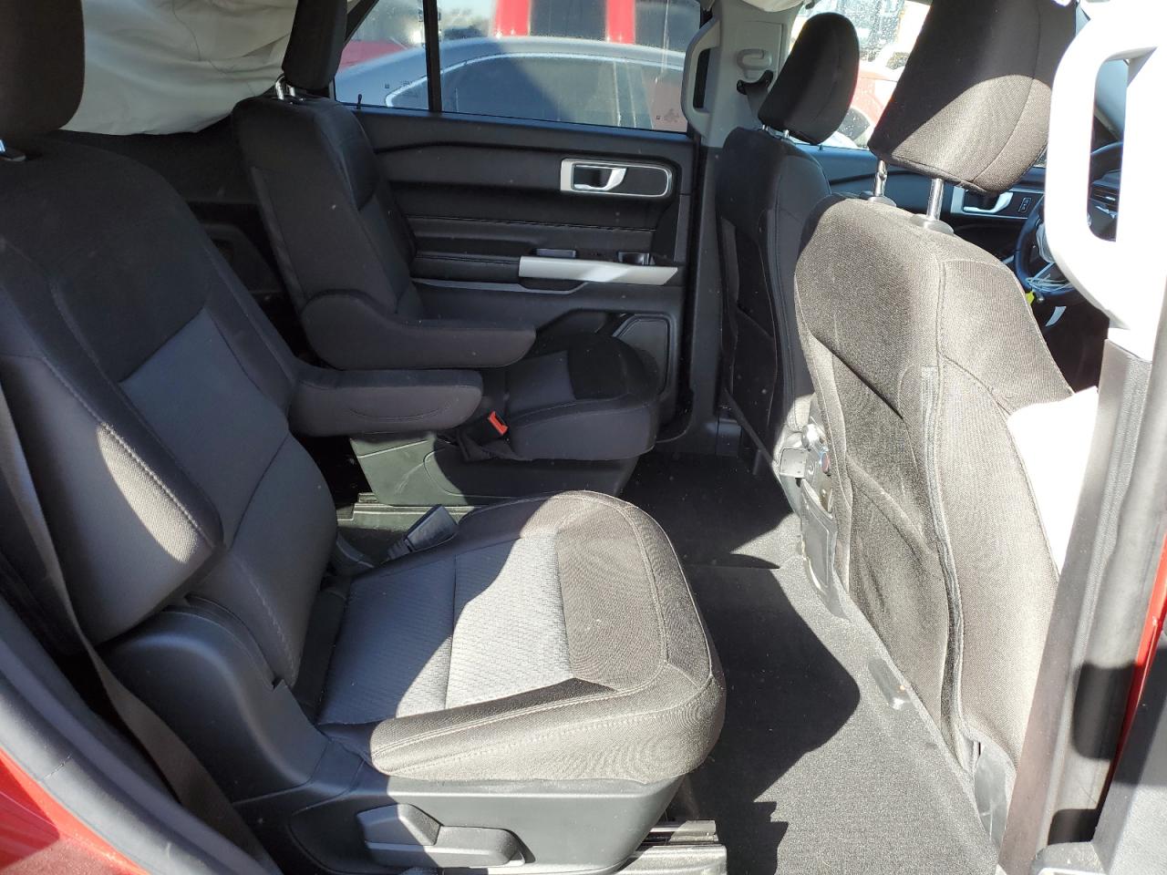 Ford Explorer Xlt Image 13