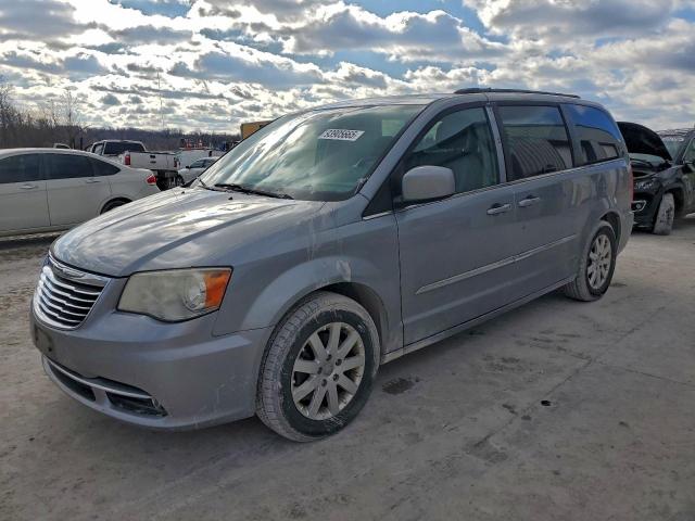  Salvage Chrysler Minivan