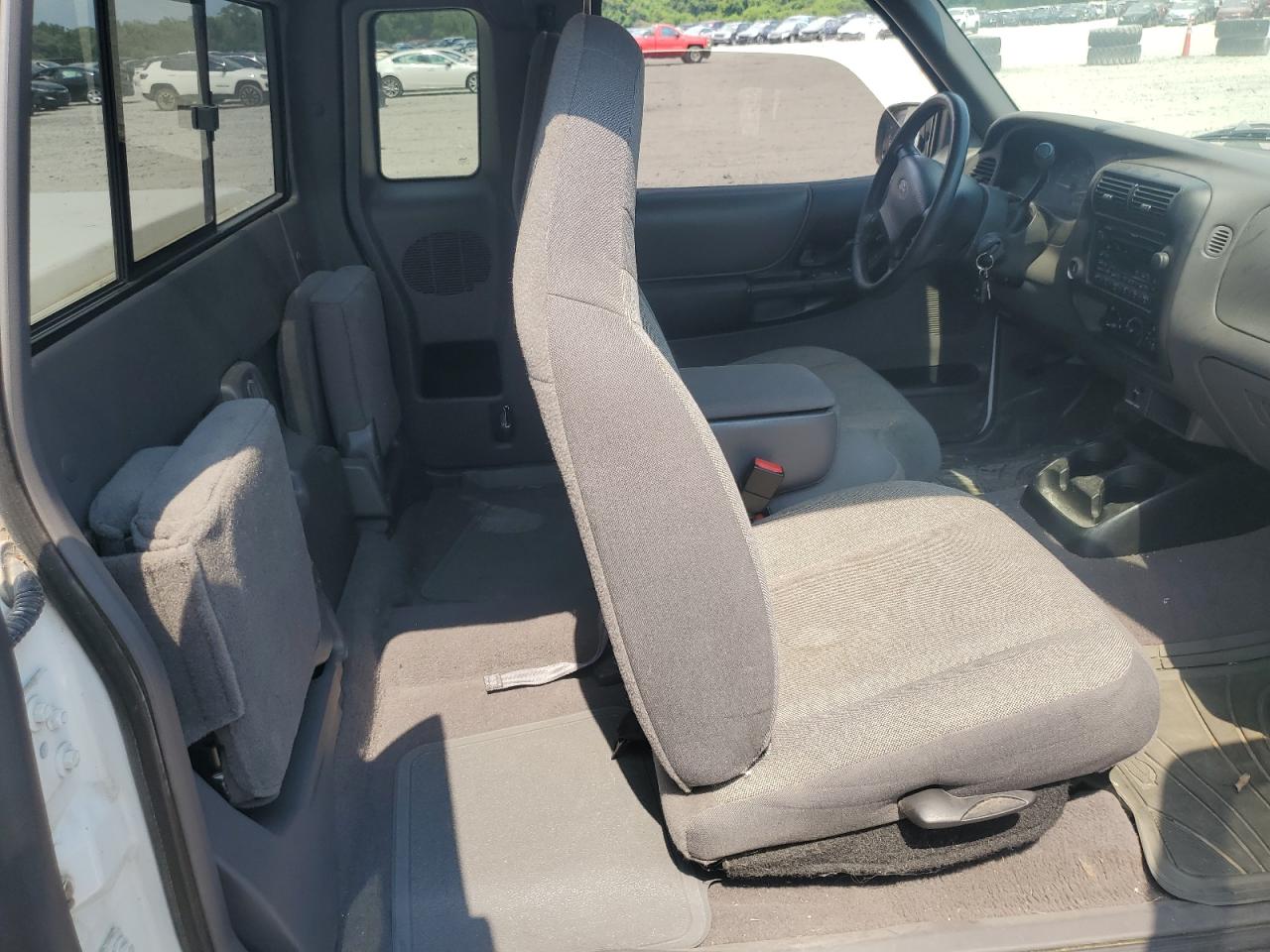 Ford Ranger Super Cab Image 10