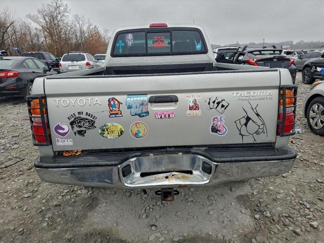 Toyota Tacoma Xtracab Prerunner Image 11