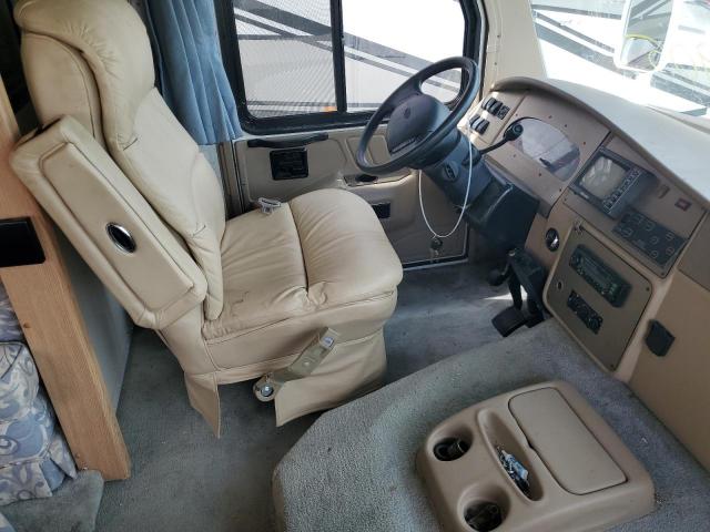 Ford Motorhome Super Duty Stripped Chassis Image 8