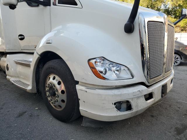 Kenworth Constructi T680 Image 10