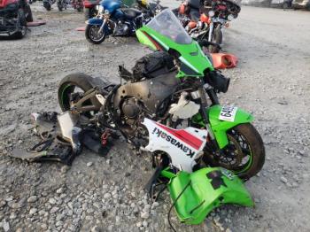  Salvage Kawasaki Zx1002 M