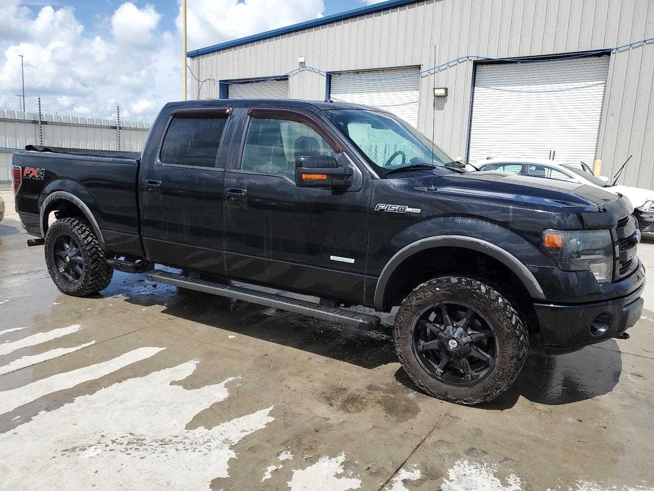 Ford F-150 Supercrew Image 7