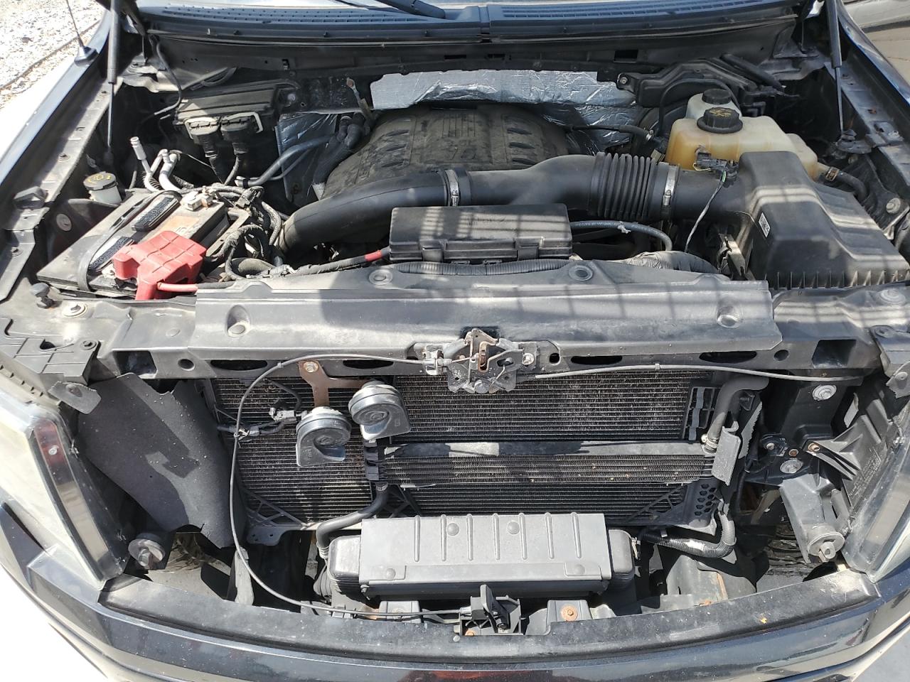 Ford F-150 Supercrew Image 8