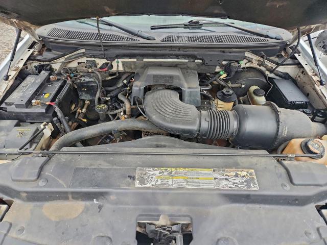 Ford F-150 Supercrew Image 8