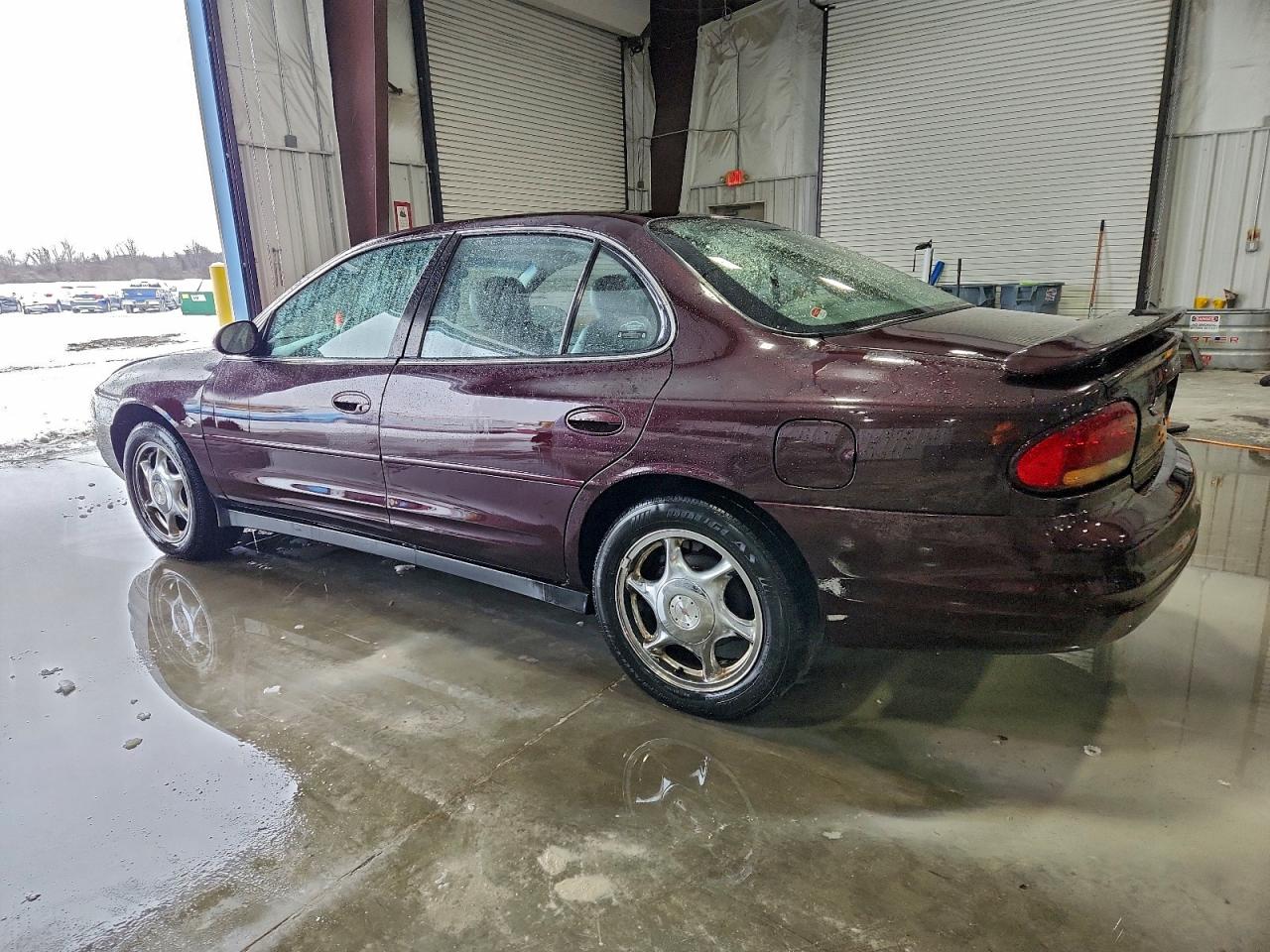 Oldsmobile Intrigue Gl Image 12