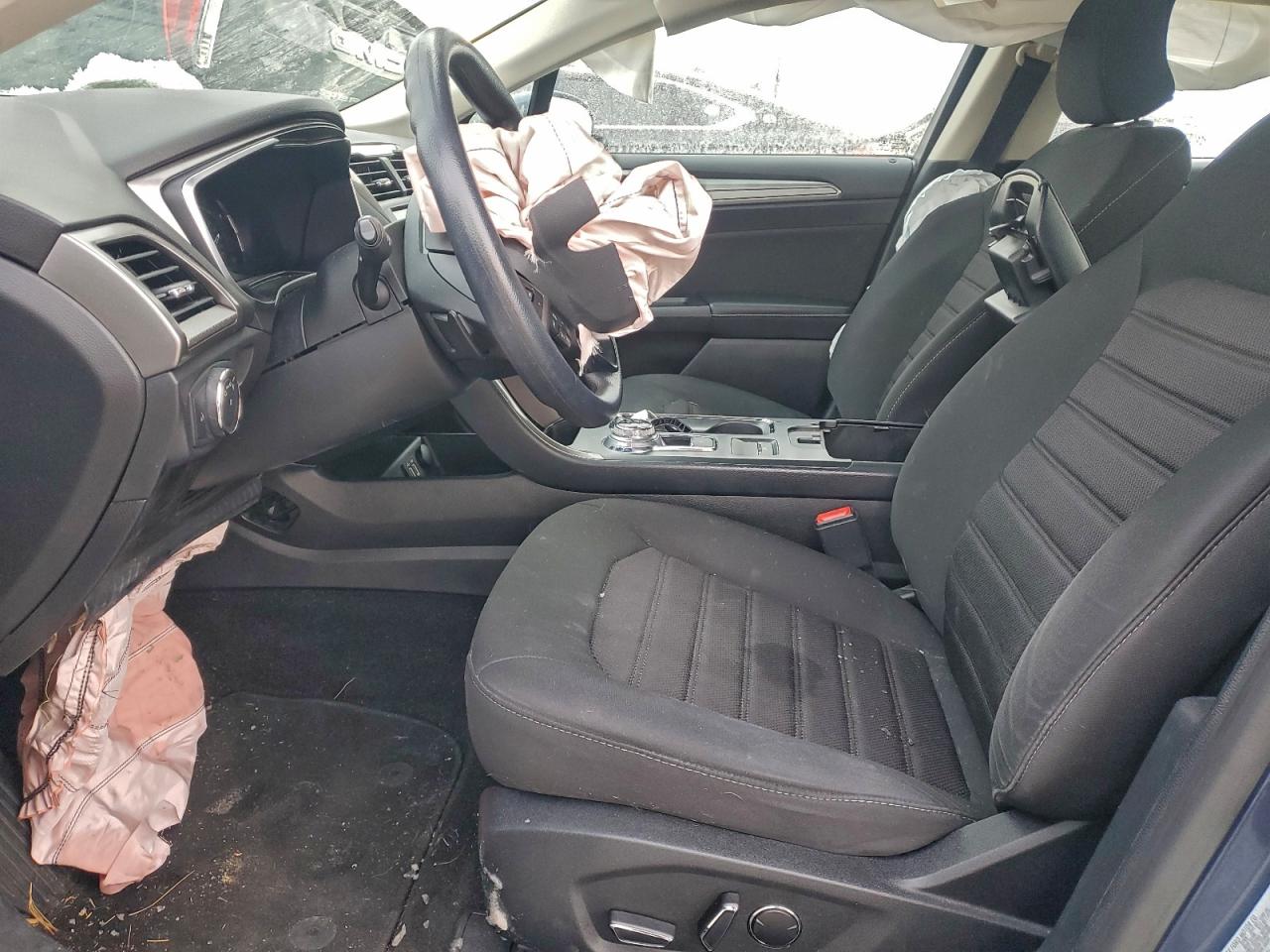 Ford Fusion Se Image 12